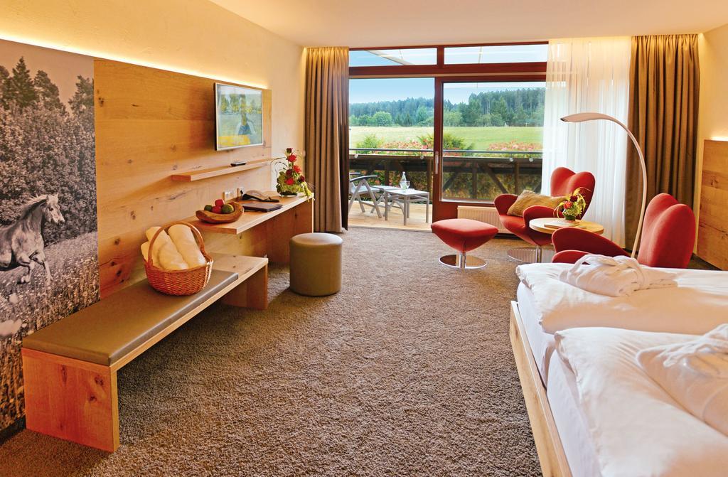 Hotel Gruener Wald ฟรอยเดนชตัดท์ ภายนอก รูปภาพ