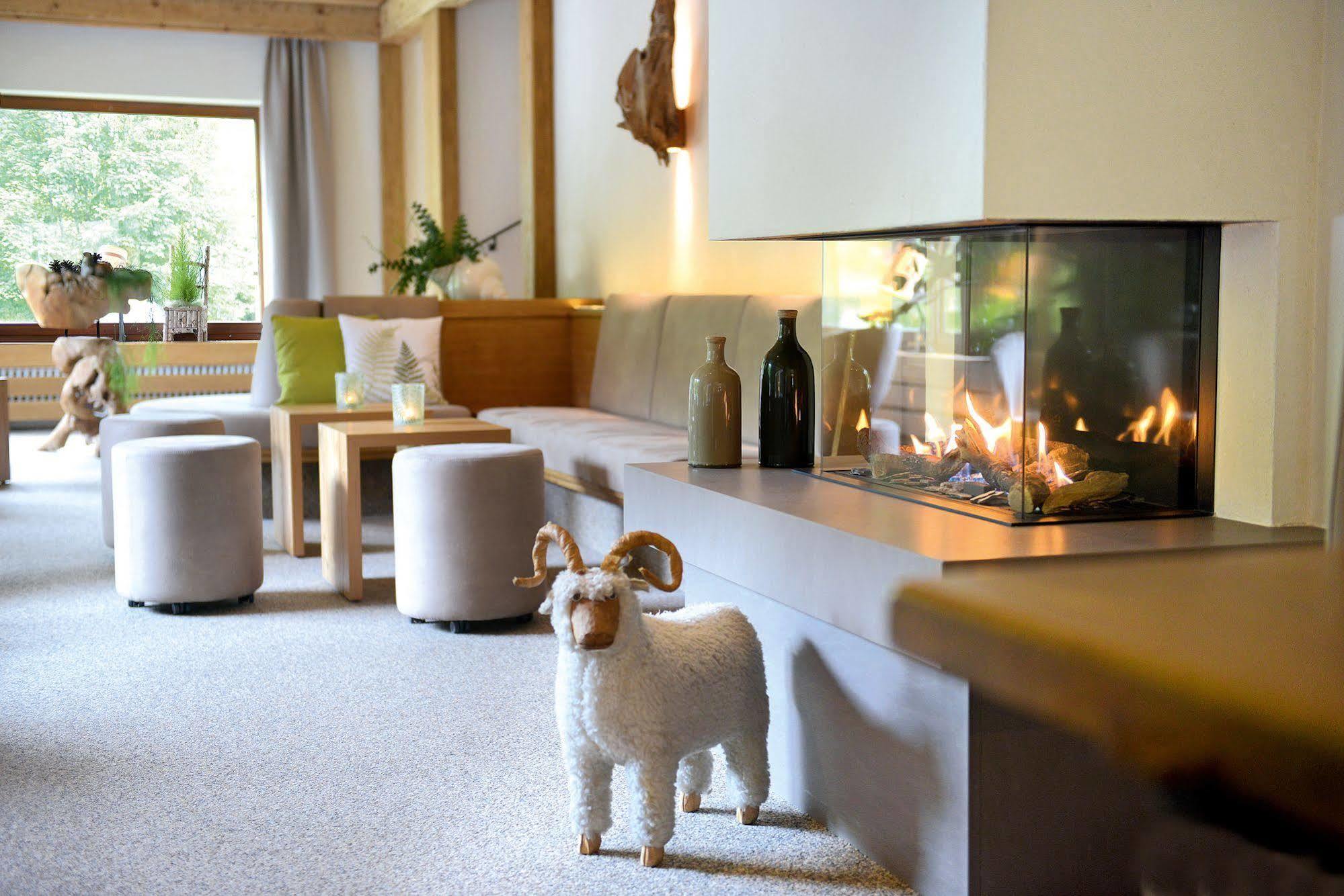 Hotel Gruener Wald ฟรอยเดนชตัดท์ ภายนอก รูปภาพ